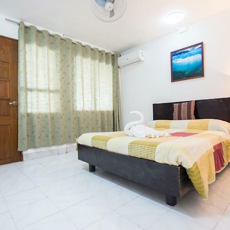 Deparis Beach Resort Balabag  Exterior foto