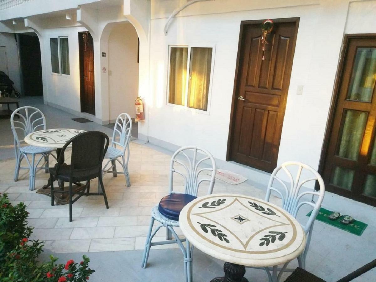 Deparis Beach Resort Balabag  Exterior foto